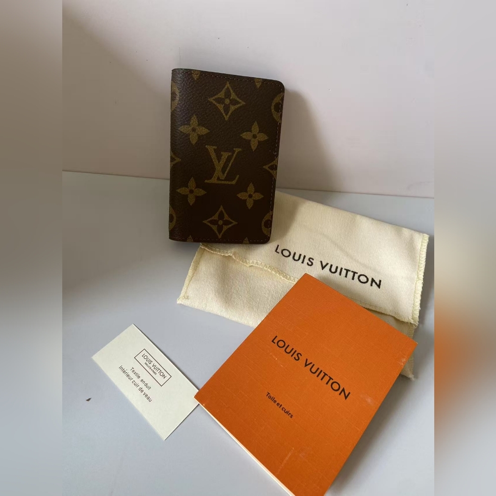 Louis Vuitton Pocket Organizer